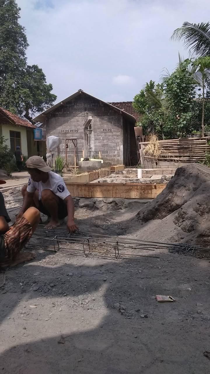 Proyek 12